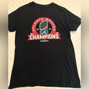 Men’s Large Atlanta Braves Champions T-Shirt